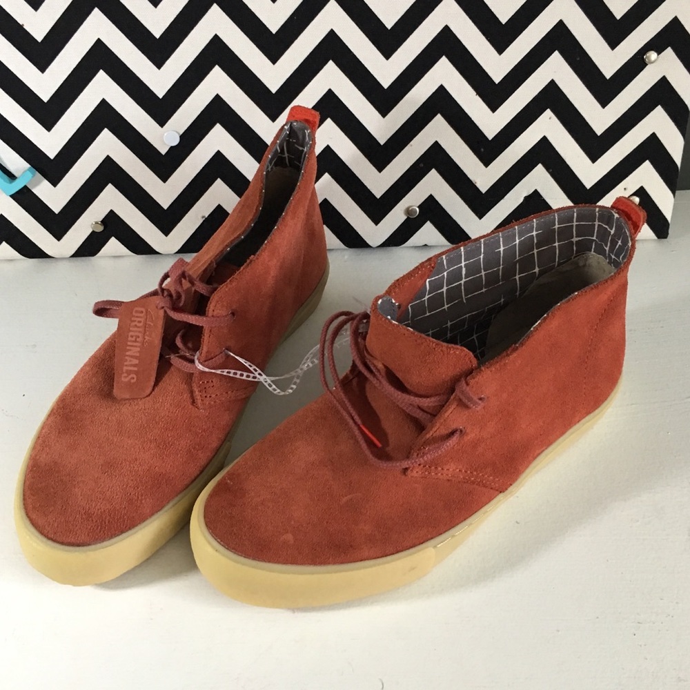 Men’s brand new Clark Chukka Boots